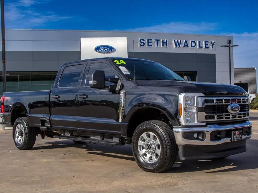 2024 Ford F-250 photo 1