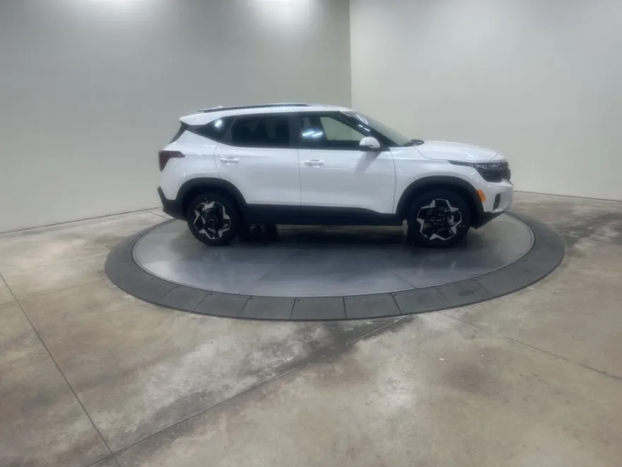 2026 Kia Seltos S photo 1