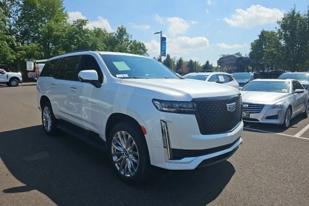 2023 Cadillac Escalade Premium Luxury photo 1