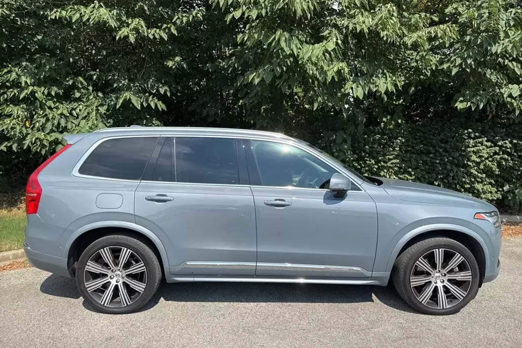 2022 Volvo XC90 Recharge T8 Inscription photo 1