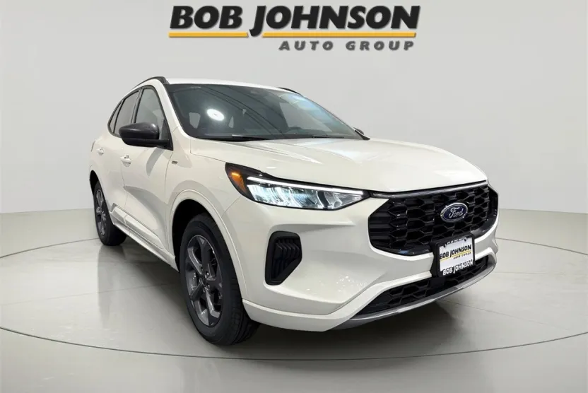 2024 Ford Escape ST-Line photo 1