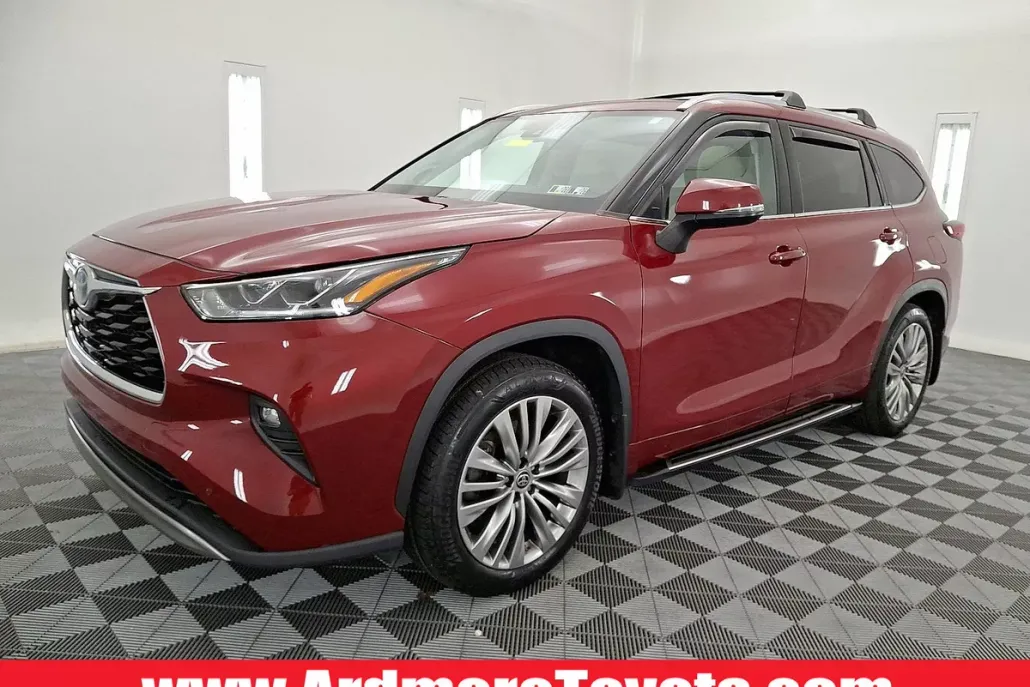 2022 Toyota Highlander Hybrid Platinum photo 1