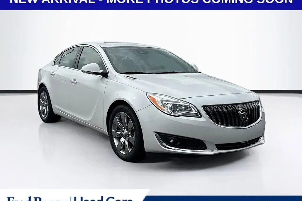 2016 Buick Regal Premium II photo 1