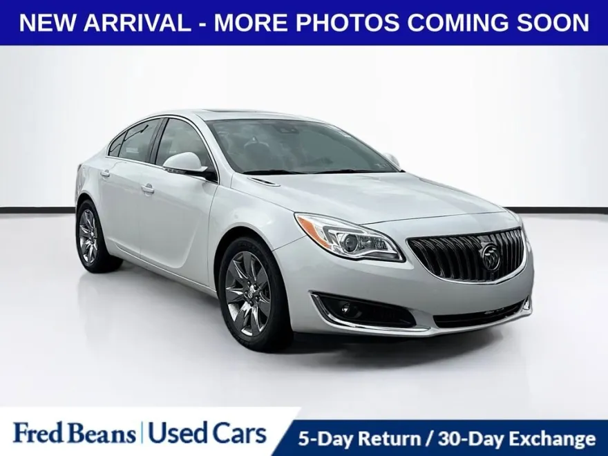 2016 Buick Regal Premium II photo 1