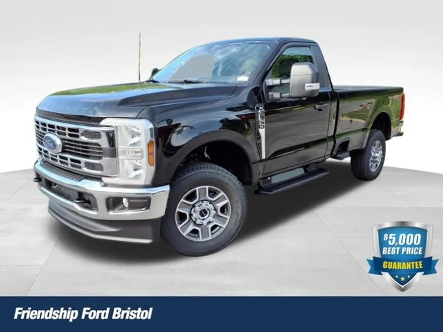 2025 Ford F-350 XLT photo 1