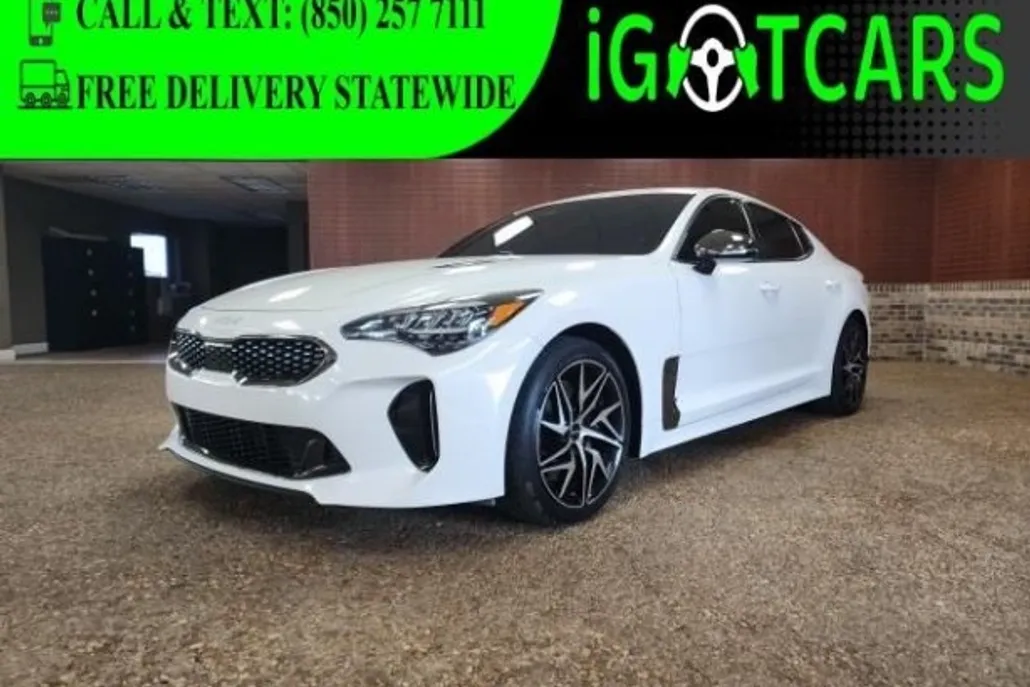 2022 Kia Stinger GT-Line photo 1
