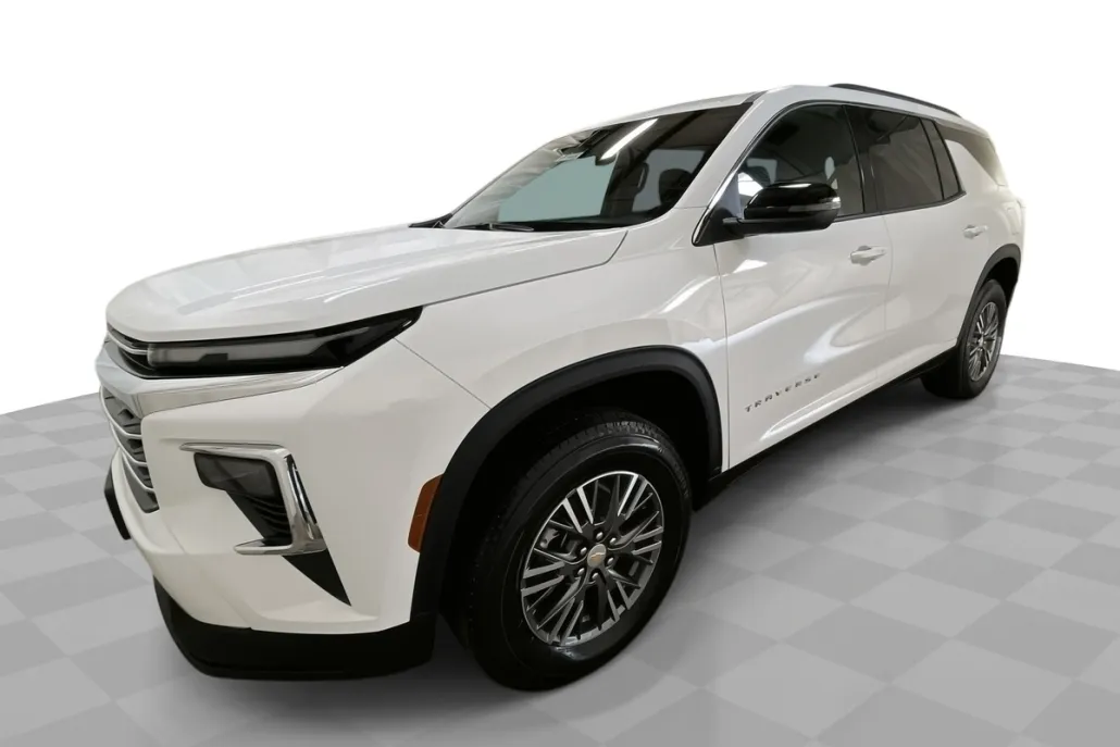 2025 Chevrolet Traverse photo 1
