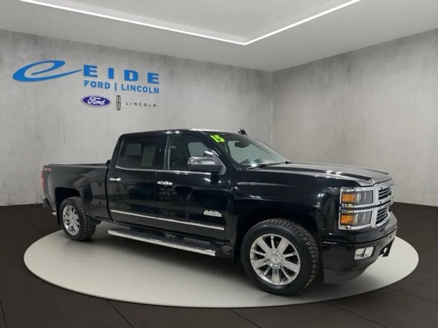 2015 Chevrolet Silverado 1500 High Country photo 1