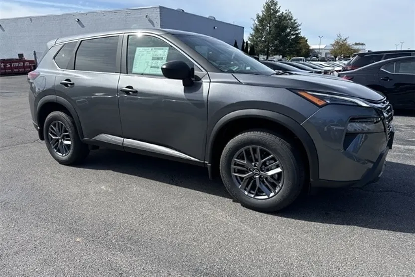 2026 Nissan Rogue S photo 1