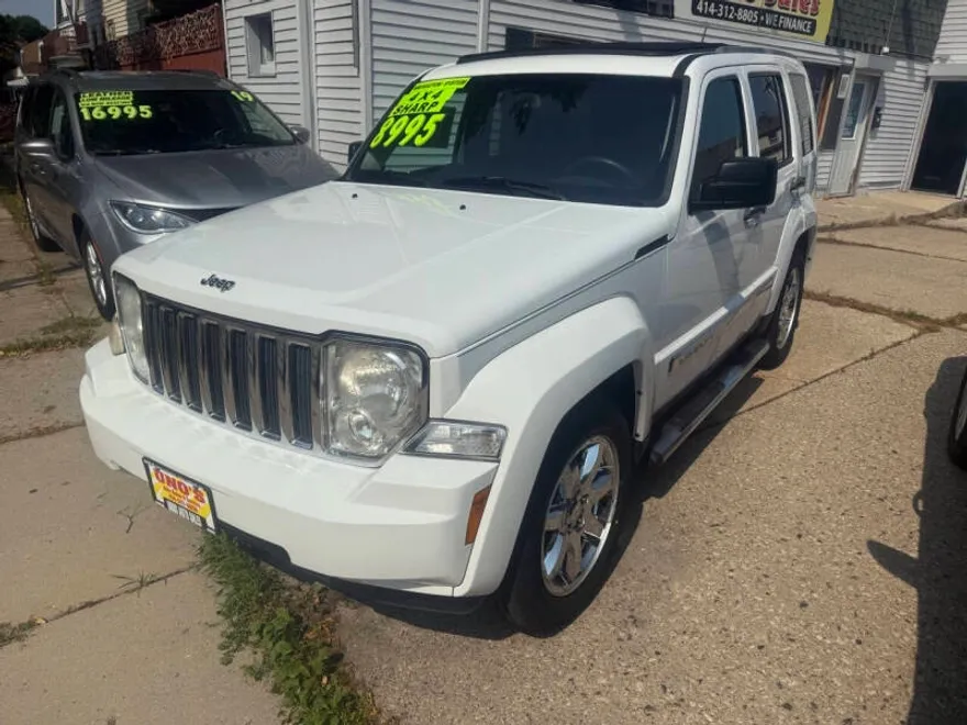 2012 Jeep Liberty Limited photo 1
