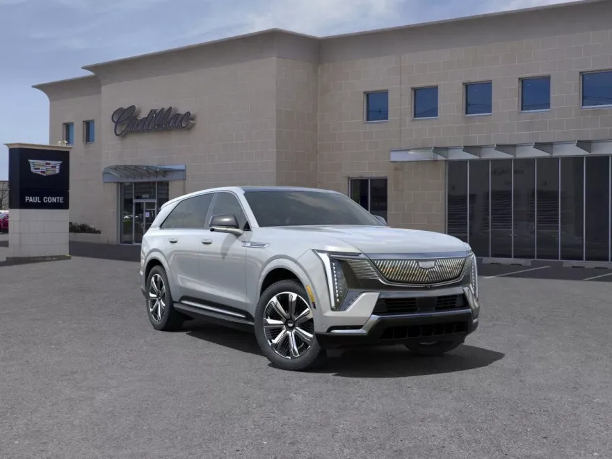 2025 Cadillac Escalade IQ Luxury photo 1