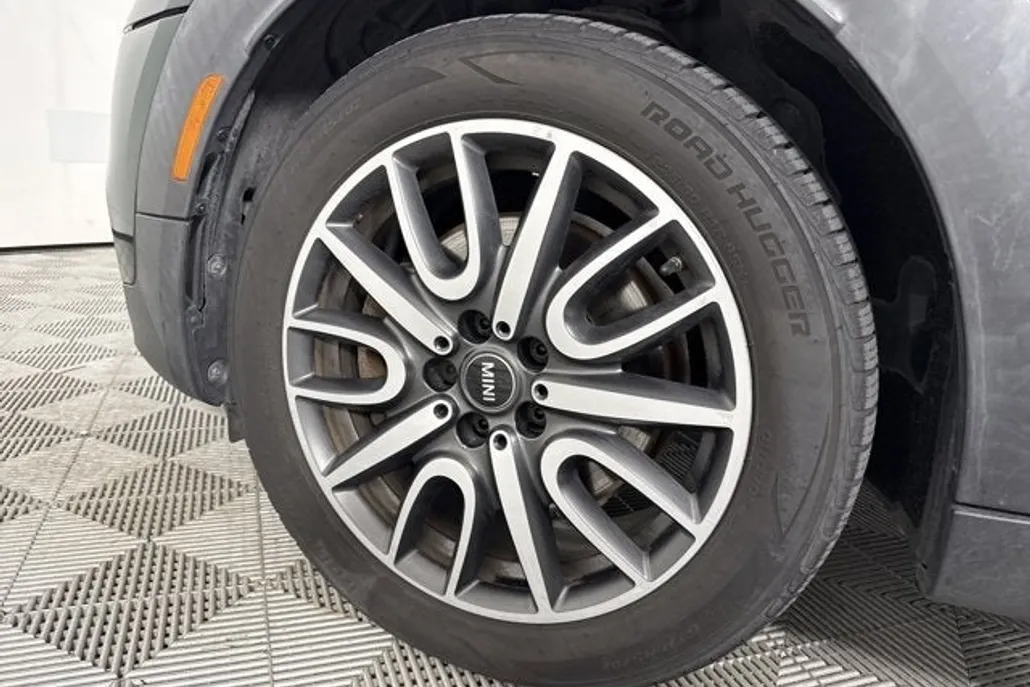 2017 Mini Countryman ALL4 S photo 1