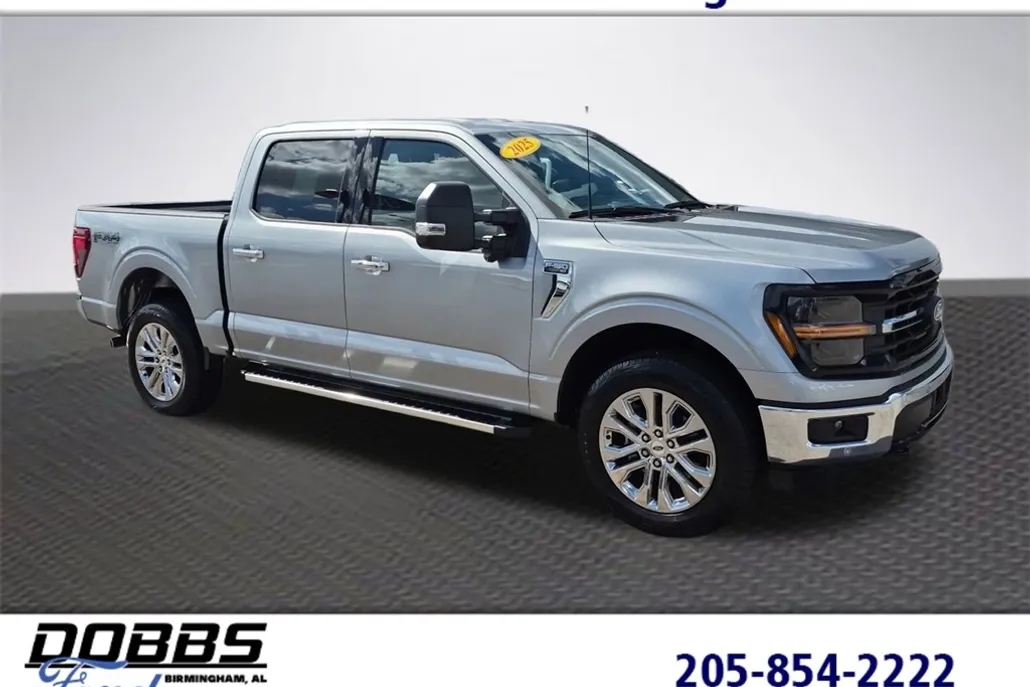 2025 Ford F-150 XLT photo 1