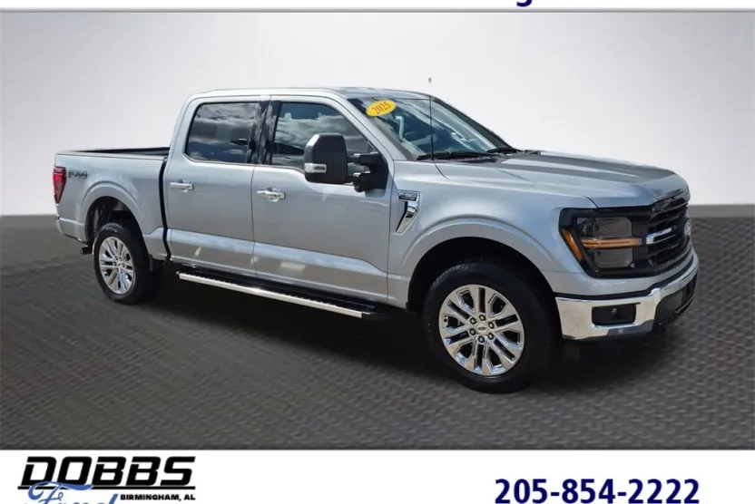2025 Ford F-150 XLT photo 1