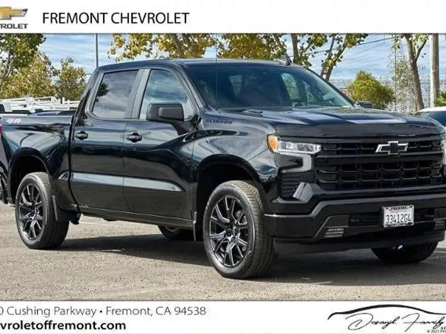 2025 Chevrolet Silverado RST photo 1