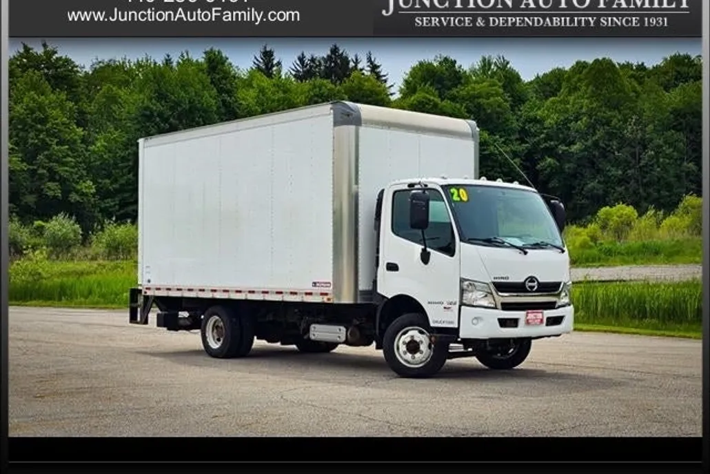 2020 Hino XJC720 / XFC720 Single Cab photo 1