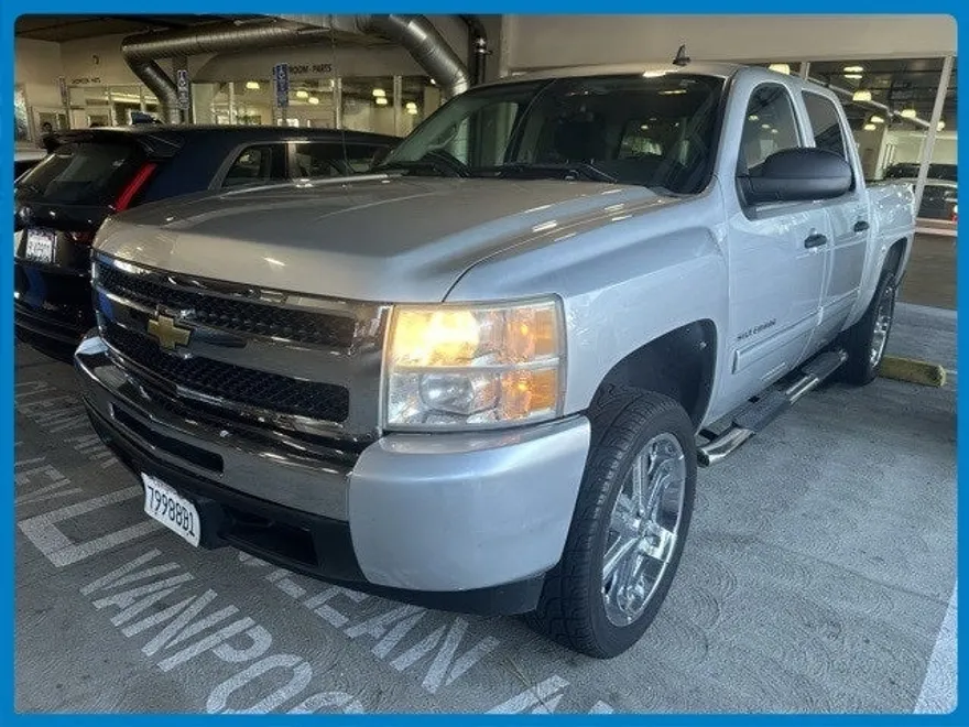 2011 Chevrolet Silverado 1500 LS photo 1