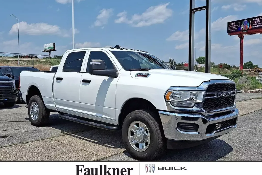 2024 Ram 2500 Tradesman photo 1
