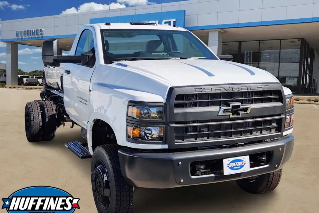 2024 Chevrolet Silverado 5500HD Work Truck photo 1
