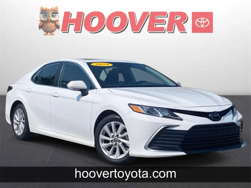 2024 Toyota Camry LE photo 1