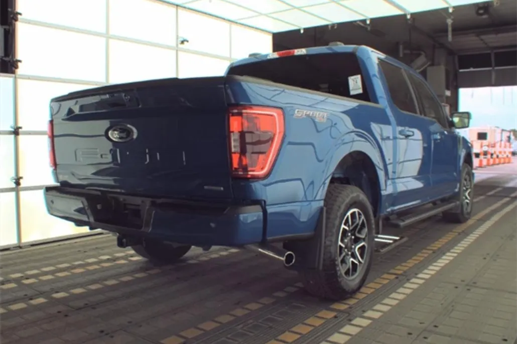 2022 Ford F-150 XLT photo 1