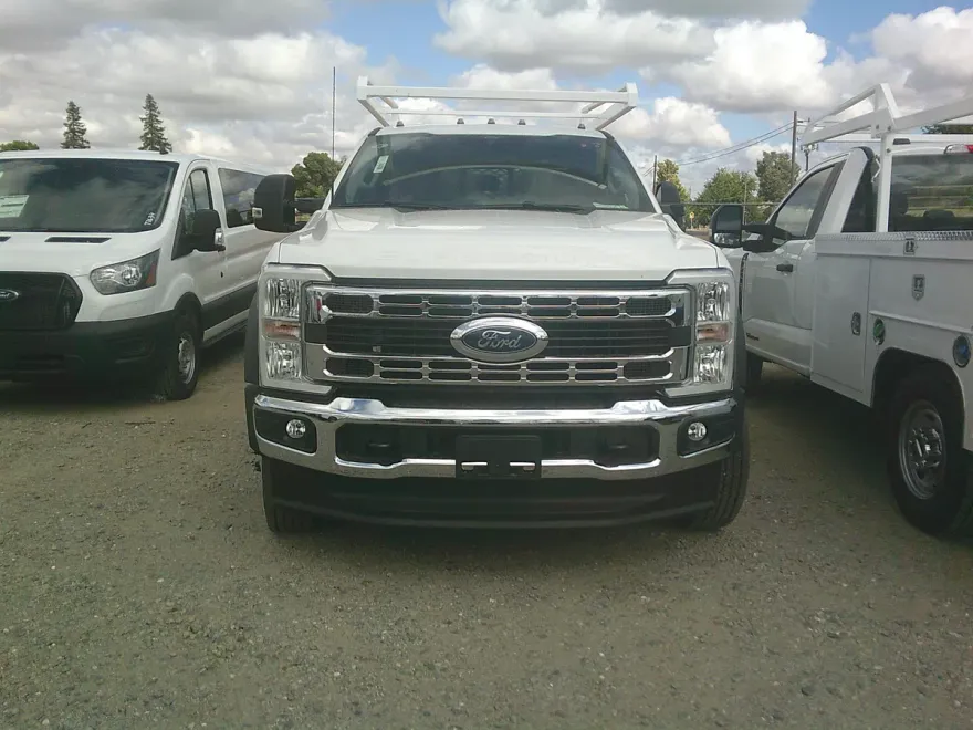 2026 Ford F-550 XL photo 1