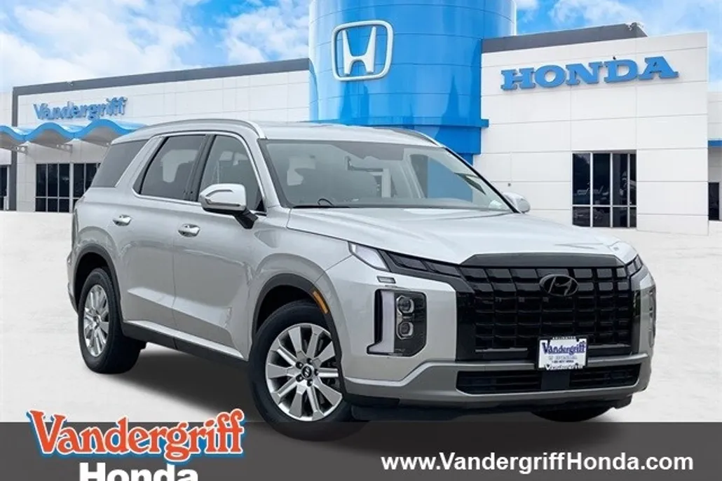 2024 Hyundai Palisade SEL photo 1