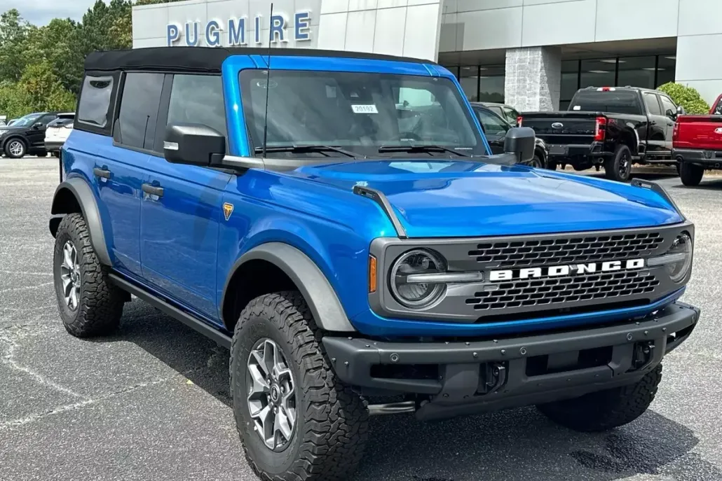 2024 Ford Bronco Badlands photo 1