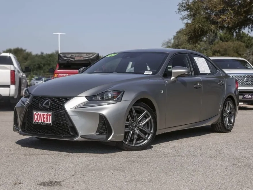 2017 Lexus IS 200t photo 1