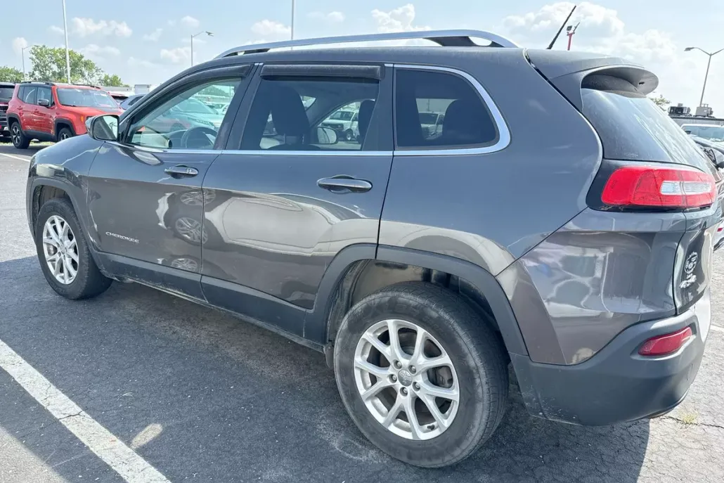 2015 Jeep Cherokee Latitude photo 1