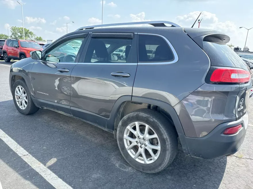 2015 Jeep Cherokee Latitude photo 1