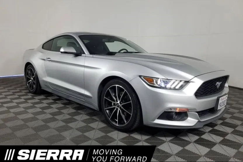 2017 Ford Mustang EcoBoost Premium photo 1
