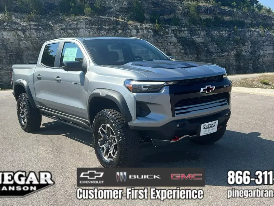 2026 Chevrolet Colorado ZR2 photo 1