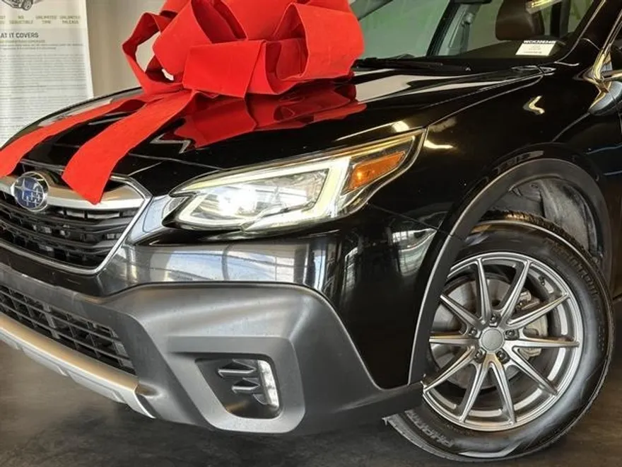 2020 Subaru Outback Touring XT photo 1