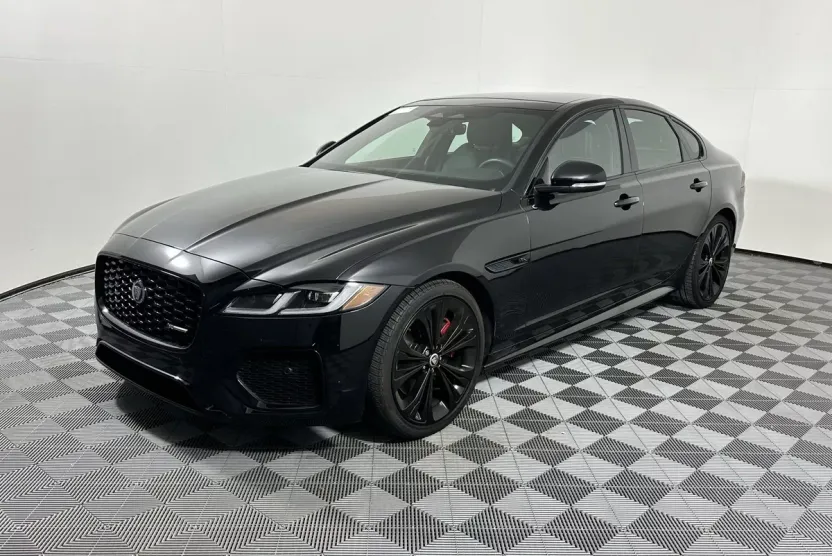 2024 Jaguar XF R-Dynamic SE photo 1