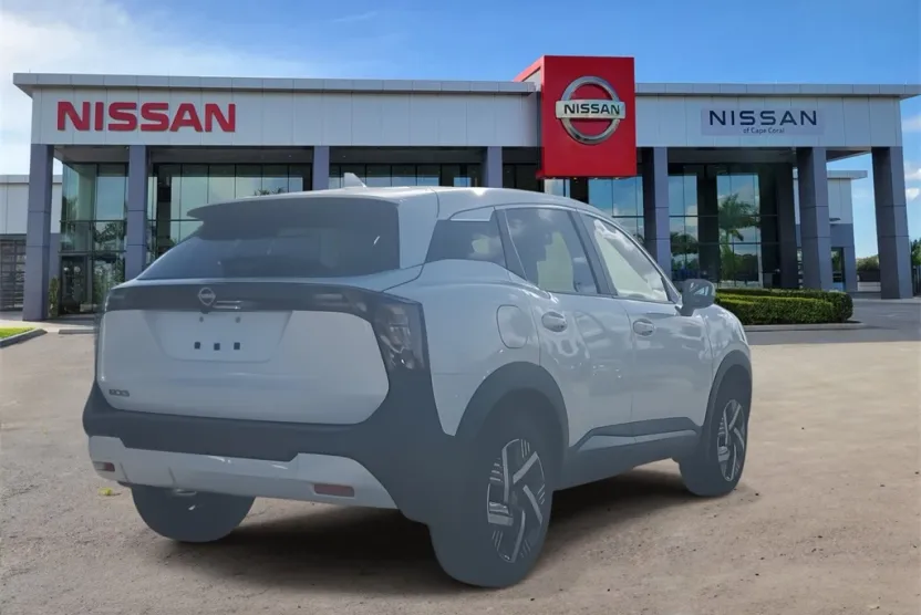 2025 Nissan Kicks SV photo 1