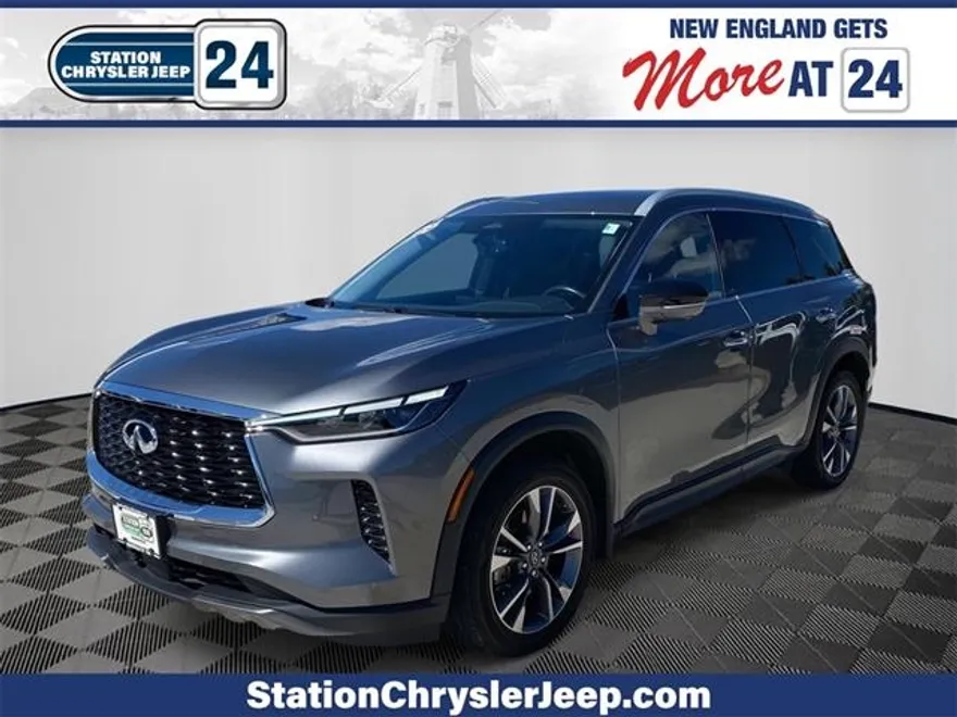 2022 Infiniti QX60 Luxe photo 1