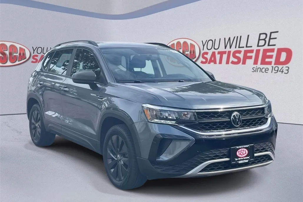 2022 Volkswagen Taos SEL photo 1