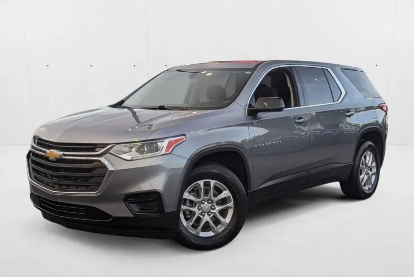 2020 Chevrolet Traverse LS photo 1