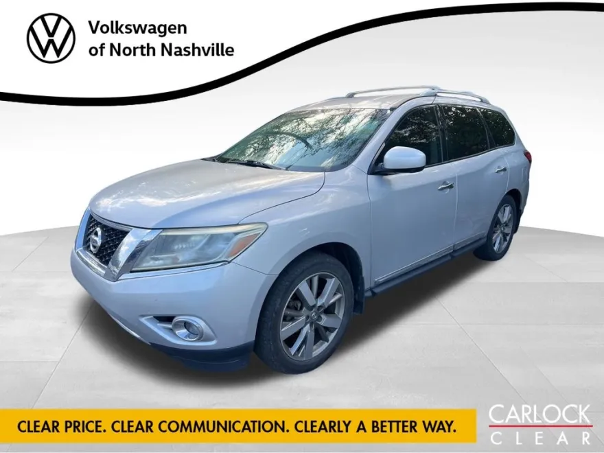 2014 Nissan Pathfinder Platinum photo 1