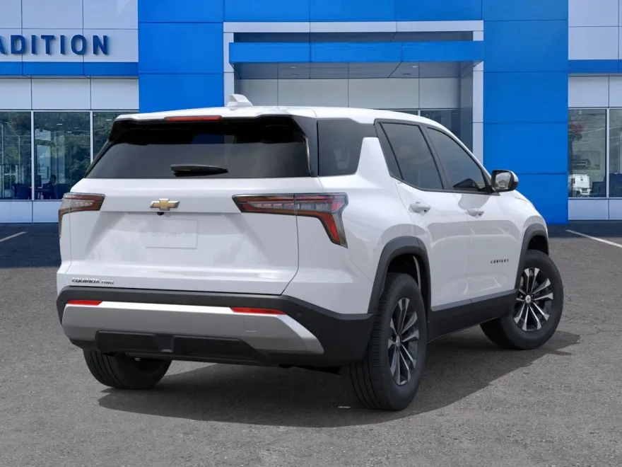 2026 Chevrolet Equinox LT photo 1