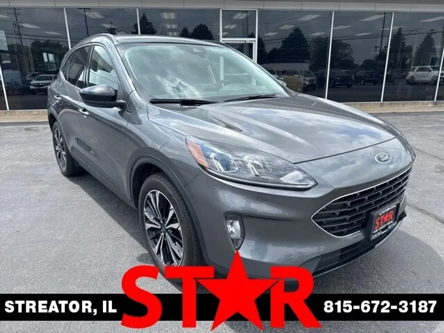 2022 Ford Escape SEL photo 1