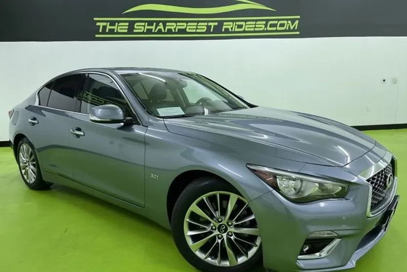 2020 Genesis G70 2.0T photo 1
