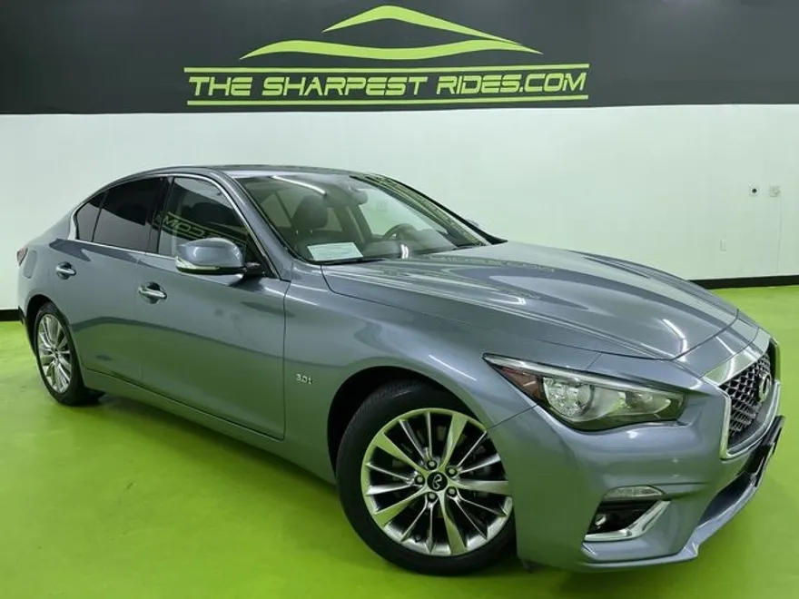 2020 Genesis G70 2.0T photo 1