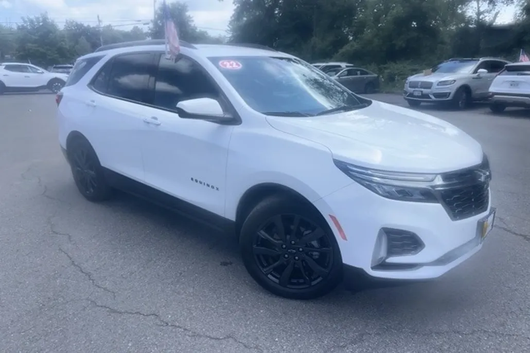 2022 Chevrolet Equinox RS photo 1