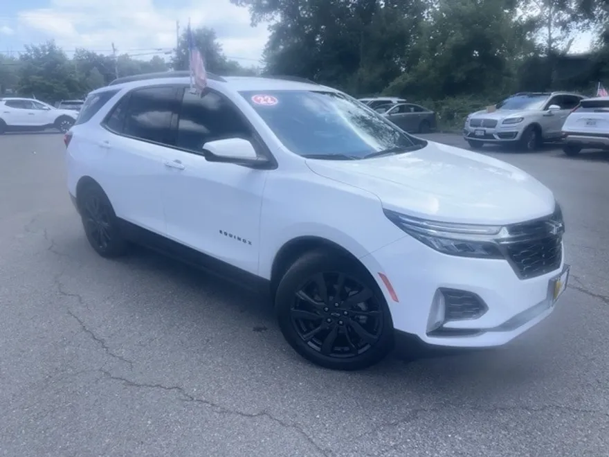 2022 Chevrolet Equinox RS photo 1