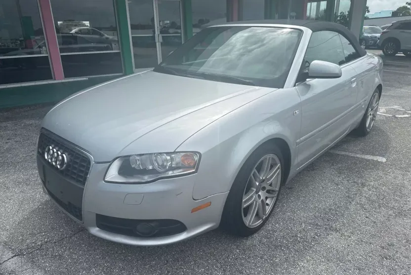 2009 Audi A4 2.0T photo 1