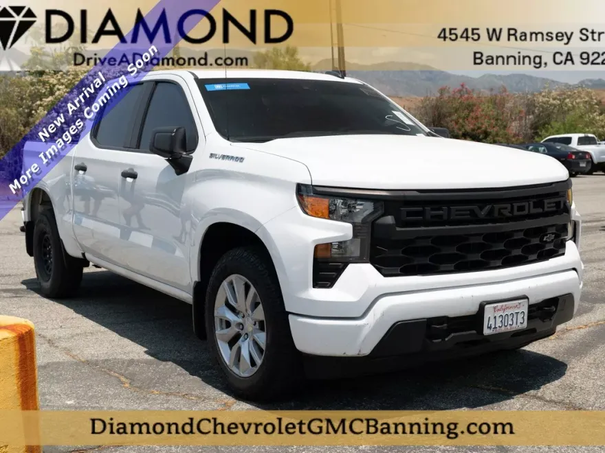 2023 Chevrolet Silverado 1500 Custom photo 1