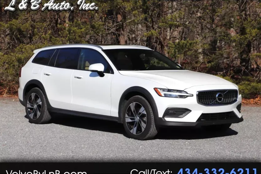 2020 Volvo V60 Cross Country T5 photo 1