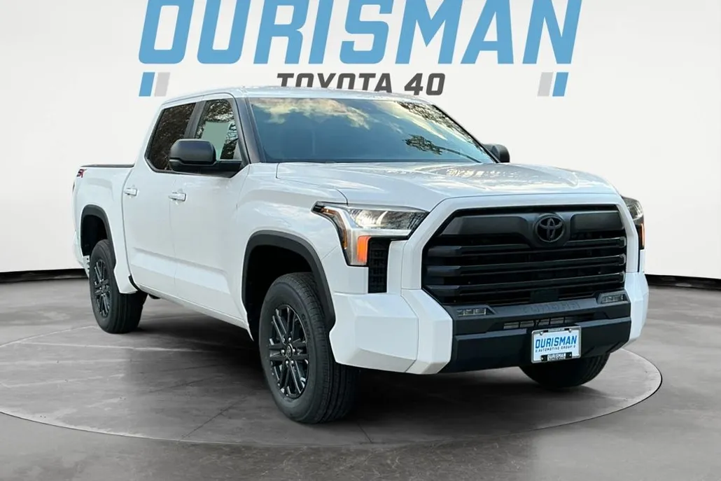 2025 Toyota Tundra SR5 photo 1